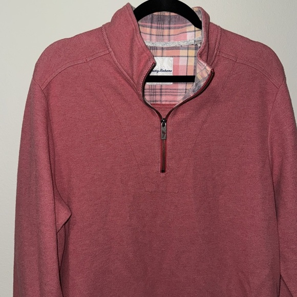 Tommy Bahama quarter zip men’s pullover sweater size Med EUC pink/red color EUC